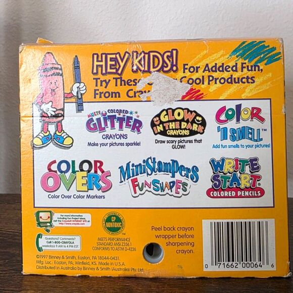 Vintage 1997 Crayola Binney & Smith 64 Pack with Built-In Sharpener OPEN BOX - Picture 4 of 8